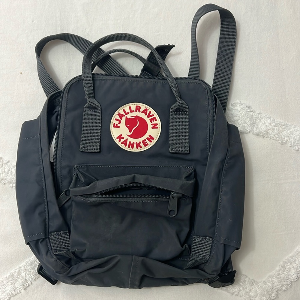 Fjallraven Kanken Mini Bag